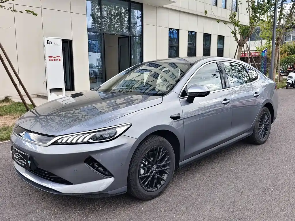 2025 BYD Qin - zdjęcie 1 z 22