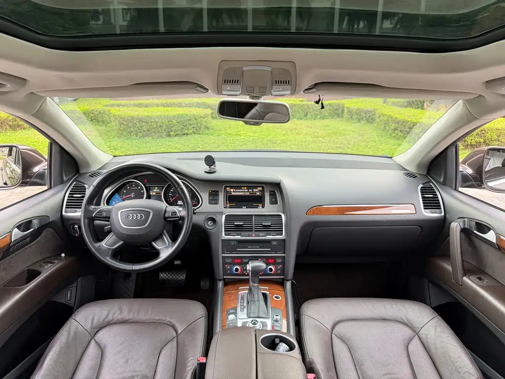 Audi Q7 — миниатюра 14
