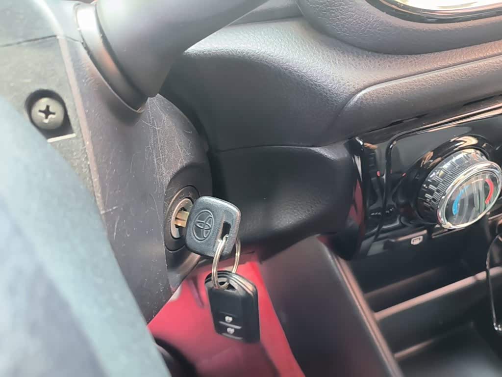 Toyota Vios FS 1.5 л 2021 г. Белый, пробег 20900 км