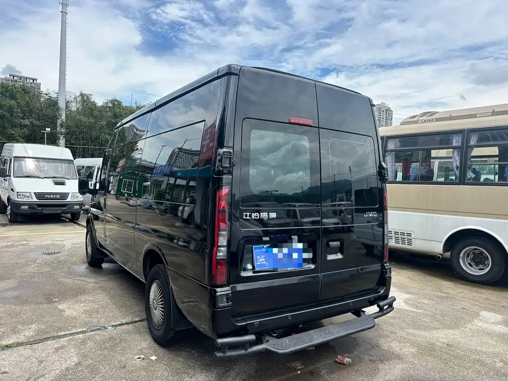 JMC JMC Fushun — миниатюра 4