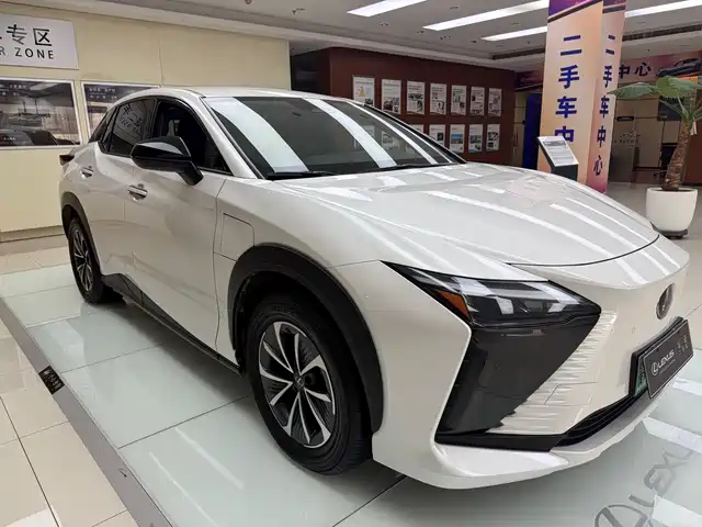 LEXUS RZ 2024