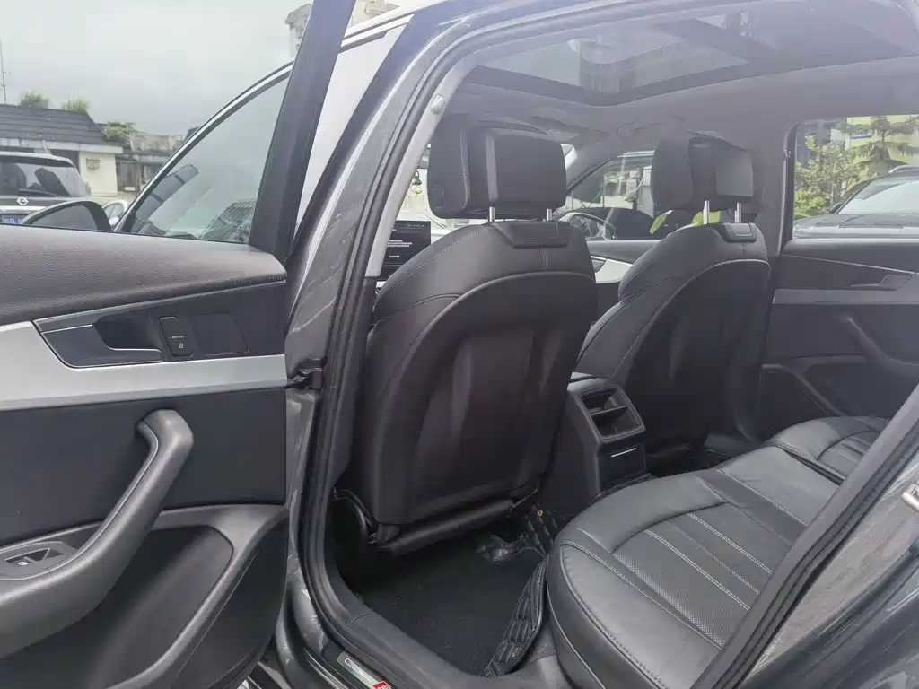 Audi A4L 2020 40 TFSI Fashion