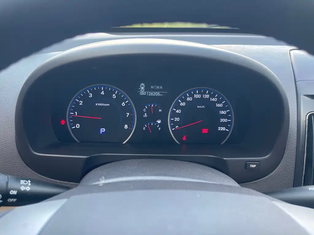 Hyundai Elantra — миниатюра 19