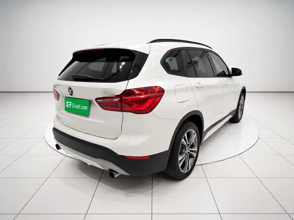 BMW X1 — миниатюра 4