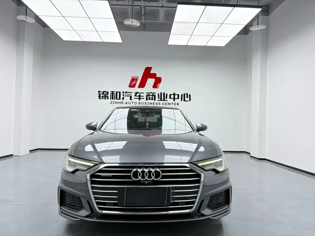 Audi A6L 2020