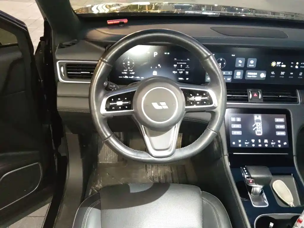 Li Auto Li ONE — миниатюра 6