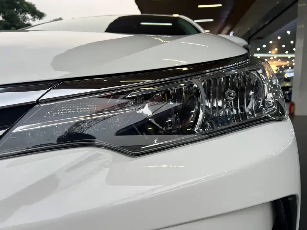 Toyota Corolla — миниатюра 12