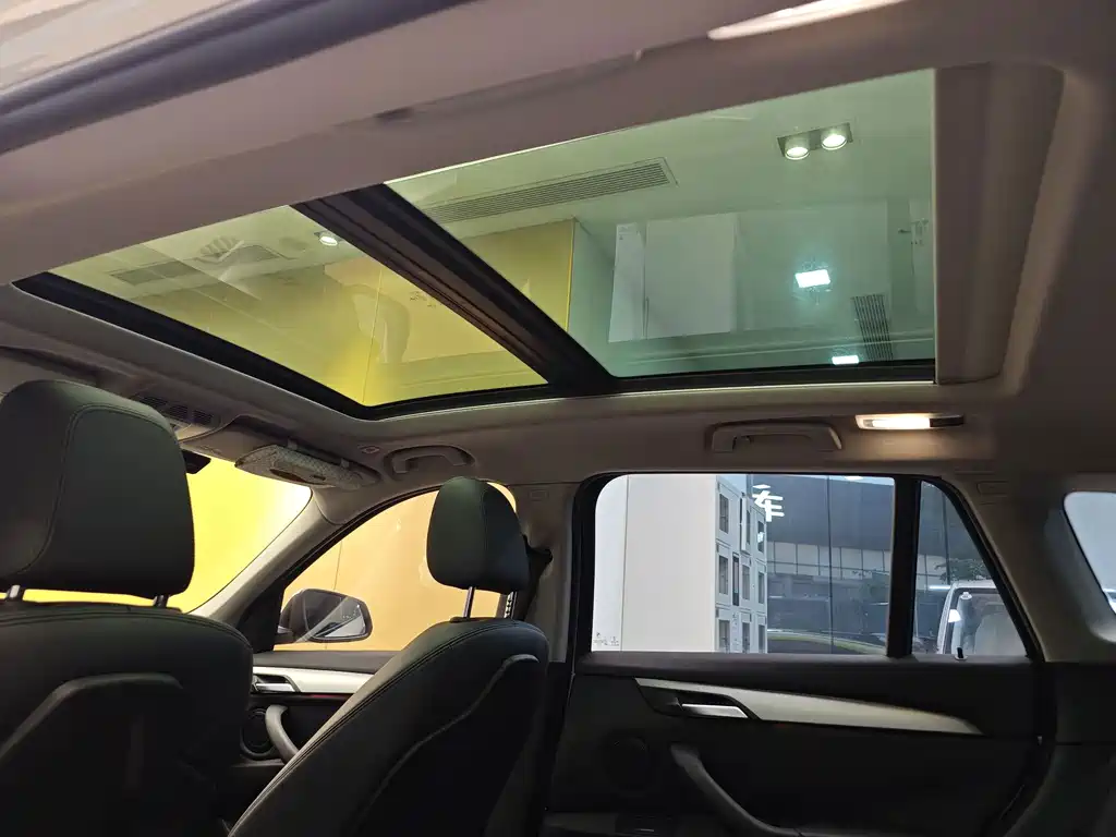 BMW X1 — миниатюра 25