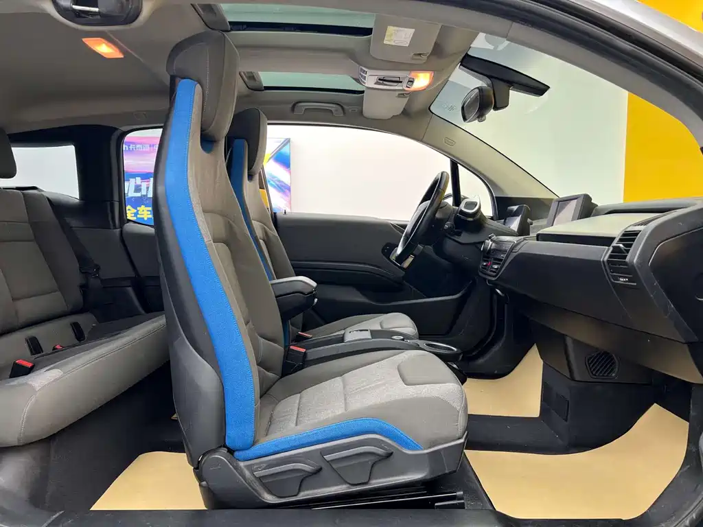 BMW i3 (Import) — миниатюра 20