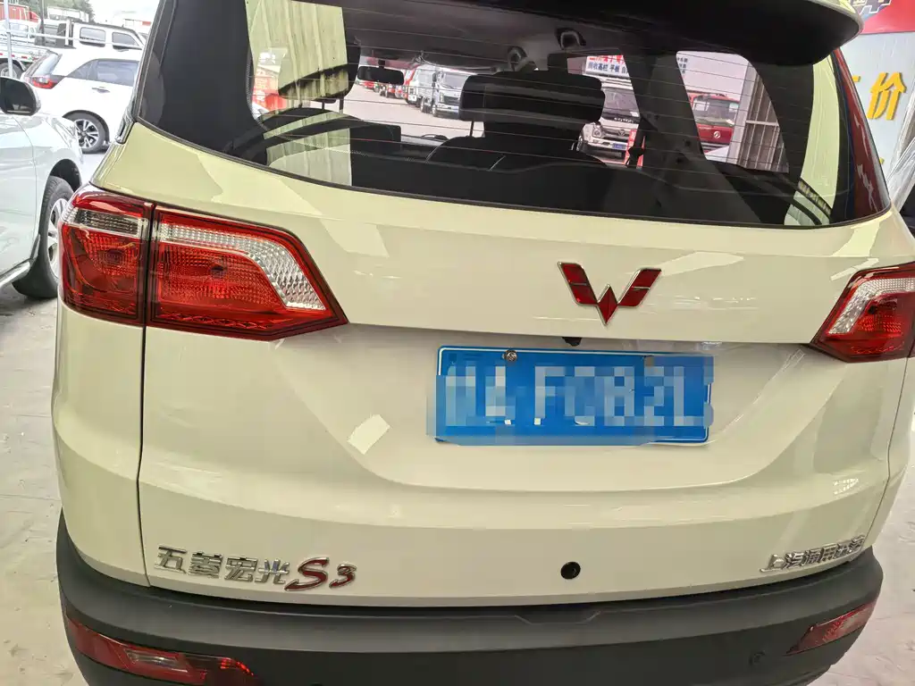 Wuling Hongguang S3 — миниатюра 5