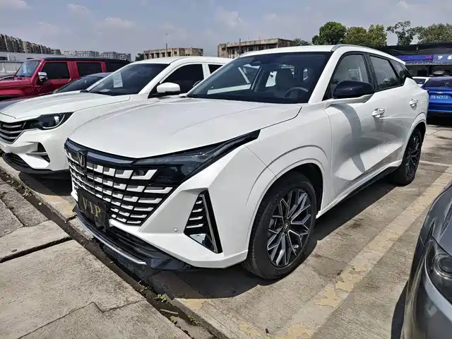 CHANGAN UNI Z