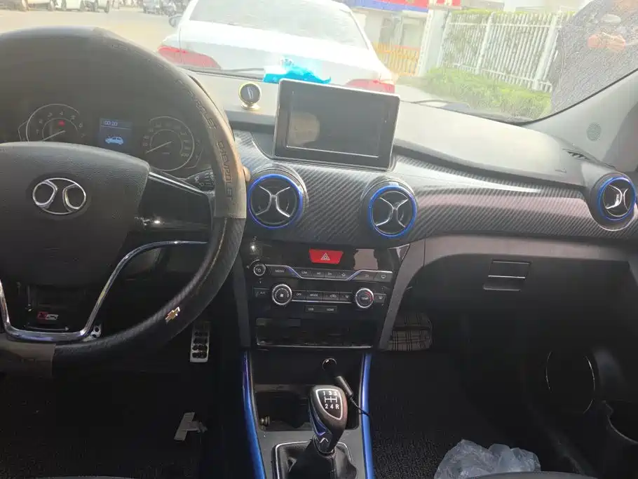 BAIC Senova X25 — миниатюра 13