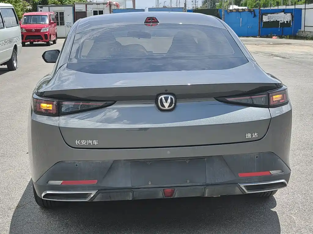 Changan Yida — миниатюра 7