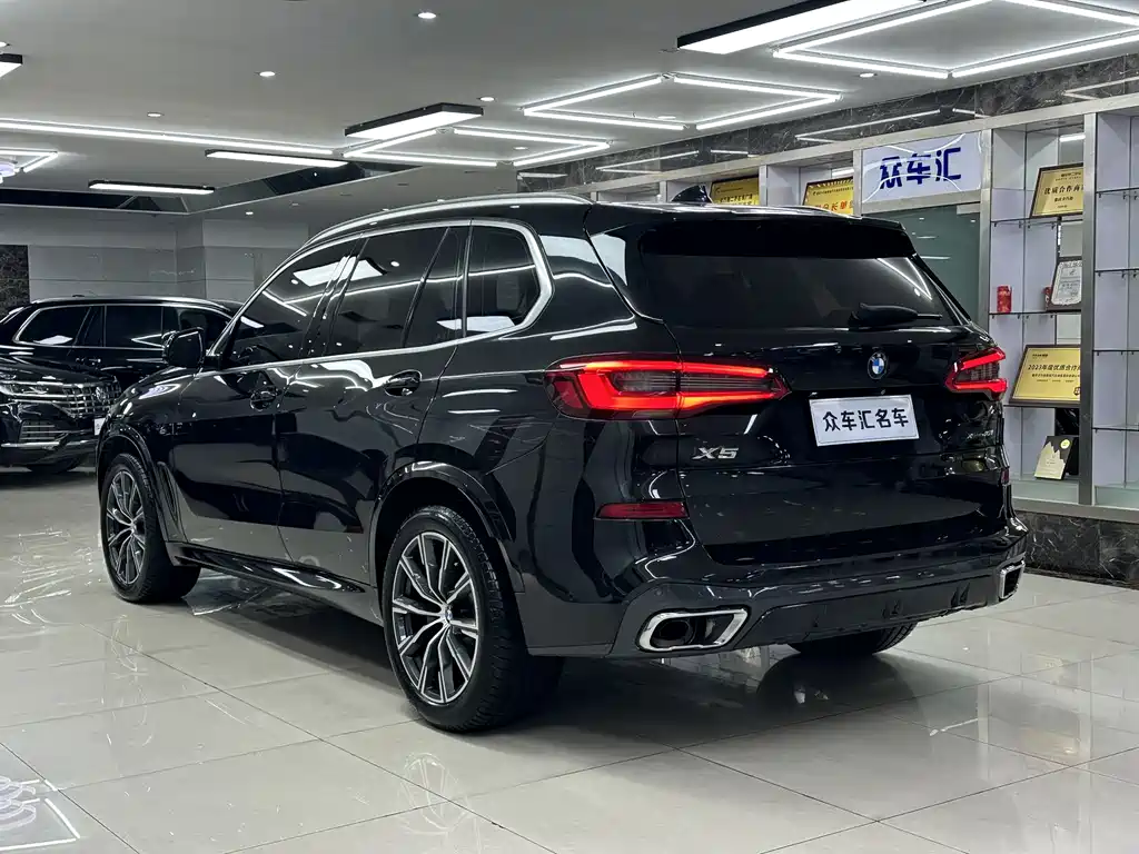 BMW X5 2019 xDrive40i M Sport