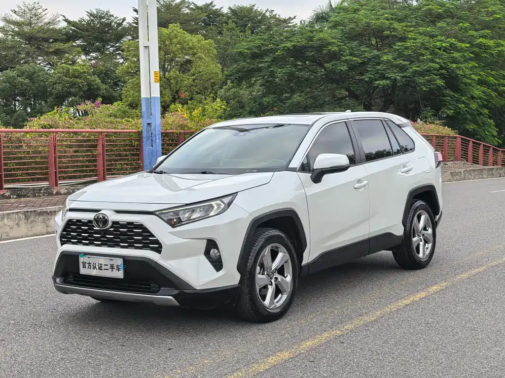 TOYOTA RAV4 RONGFANG