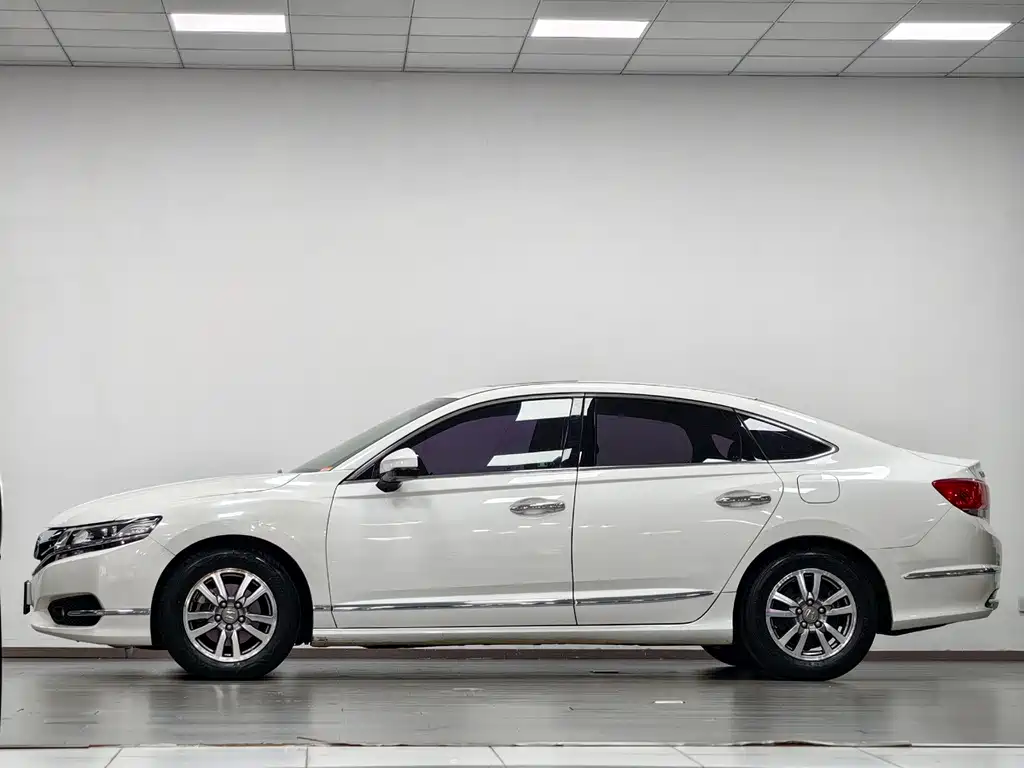 Honda Spirior — миниатюра 4
