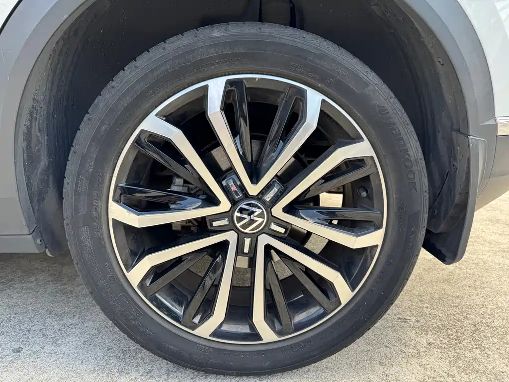 VOLKSWAGEN T ROC EXPLORING SONGS