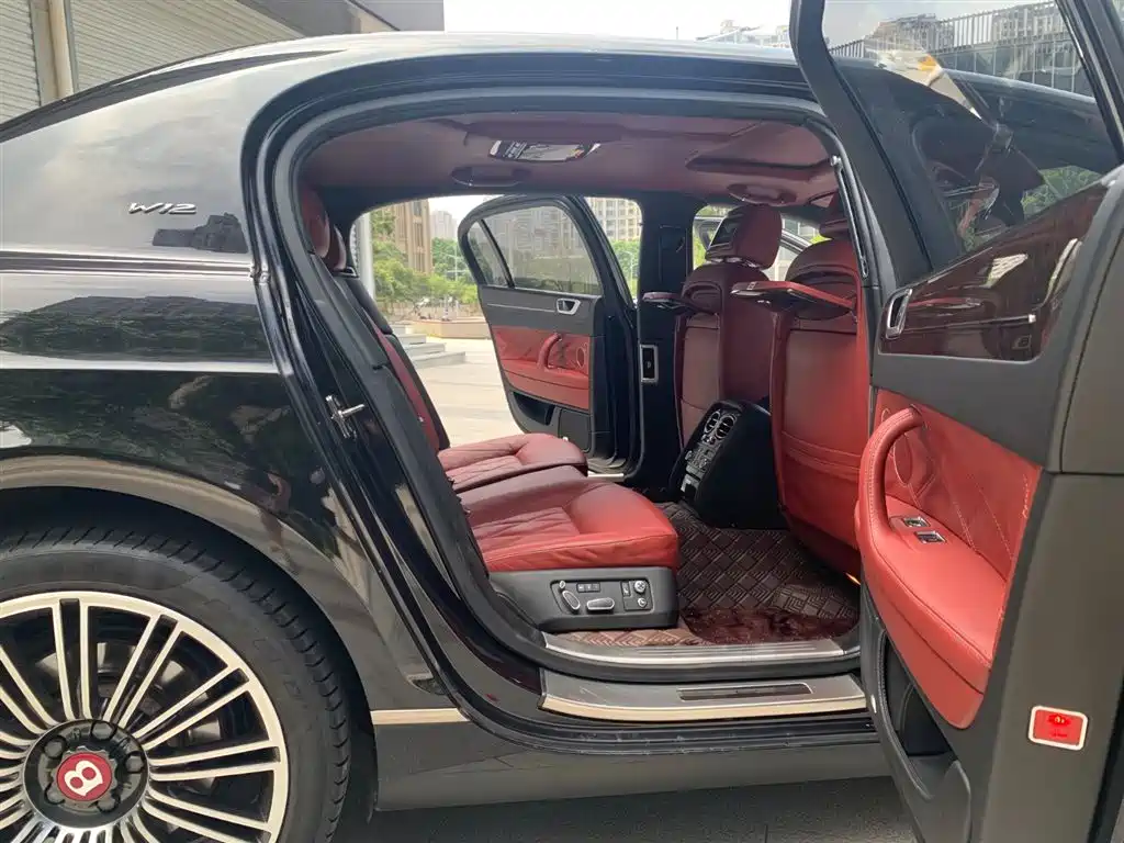 Bentley Flying Spur 2012 6.0T