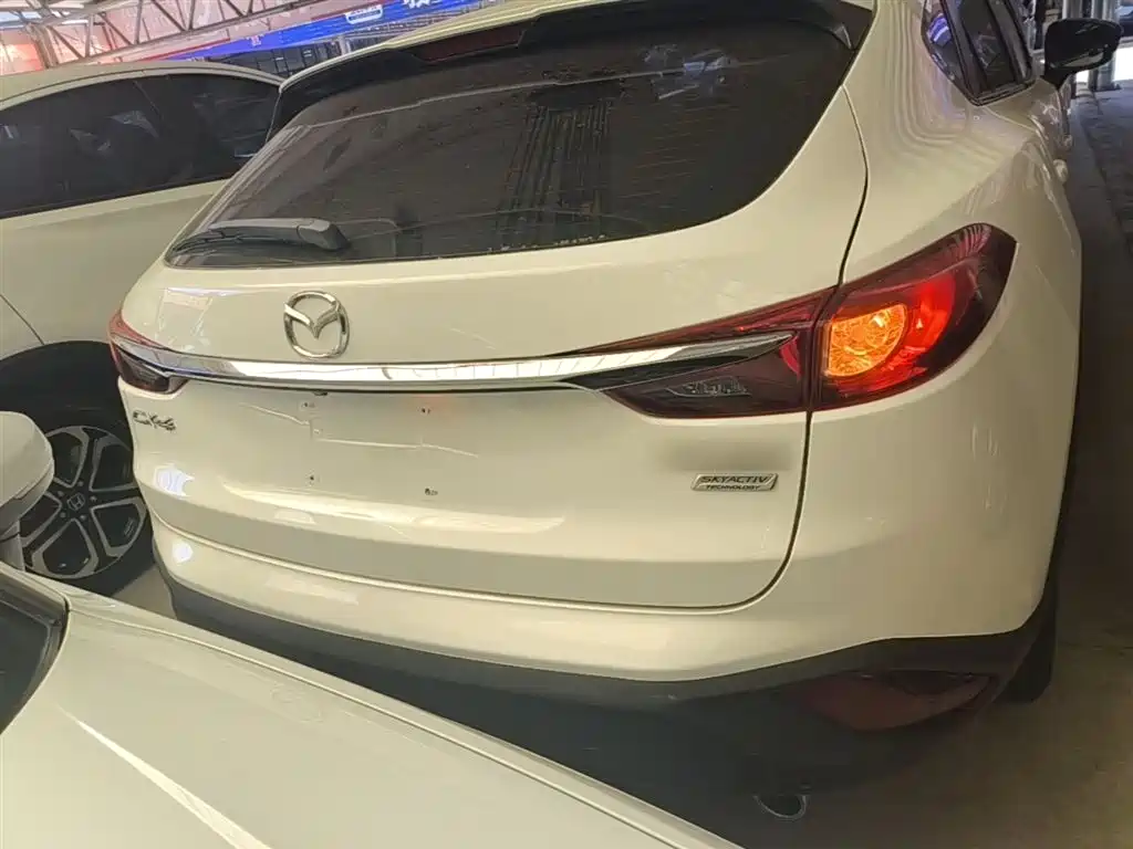 Mazda CX-4 2018 2.0L AT VI