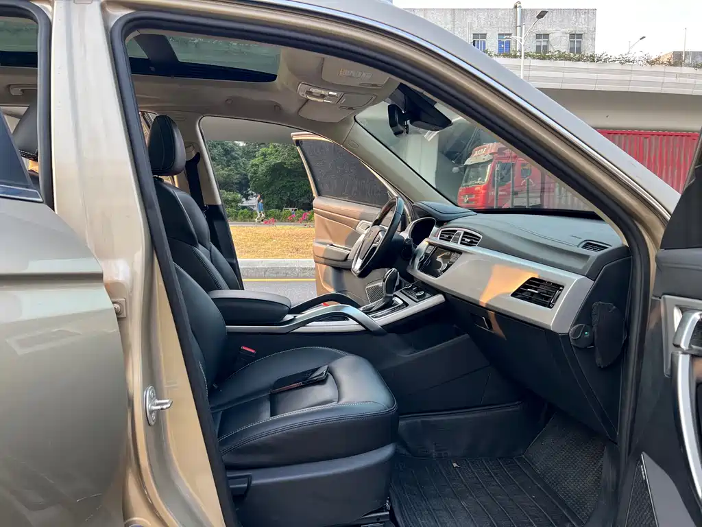 GEELY AUTOMOBILE BOYUE