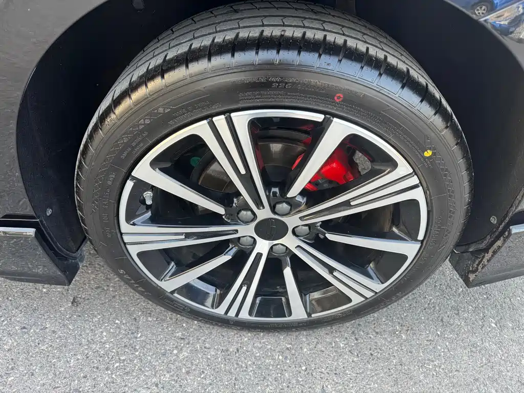 GEELY AUTOMOBILE XINGRUI