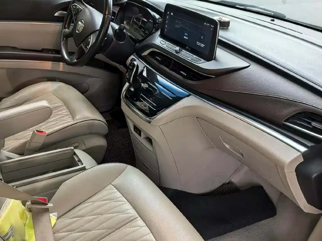 Buick GL8 2021 652T Luxury