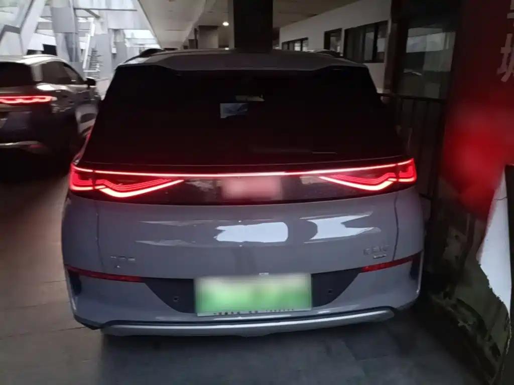 BYD Sealion 05 EV — миниатюра 6