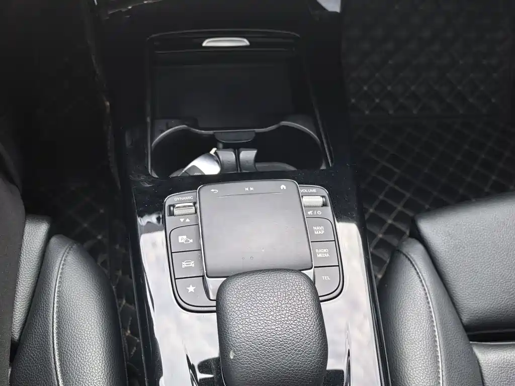 Mercedes-Benz A-Class A 2019 A 200 L