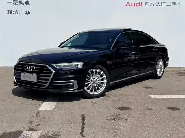AUDI  A8 2019