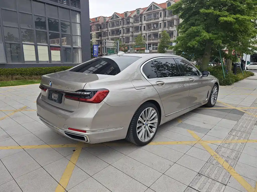 BMW 7 Series 7 2021 740Li Lead Luxury