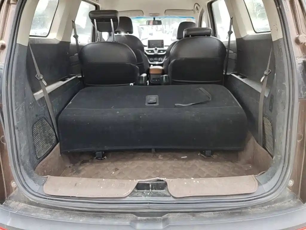 Wuling Hongguang S3 — миниатюра 19