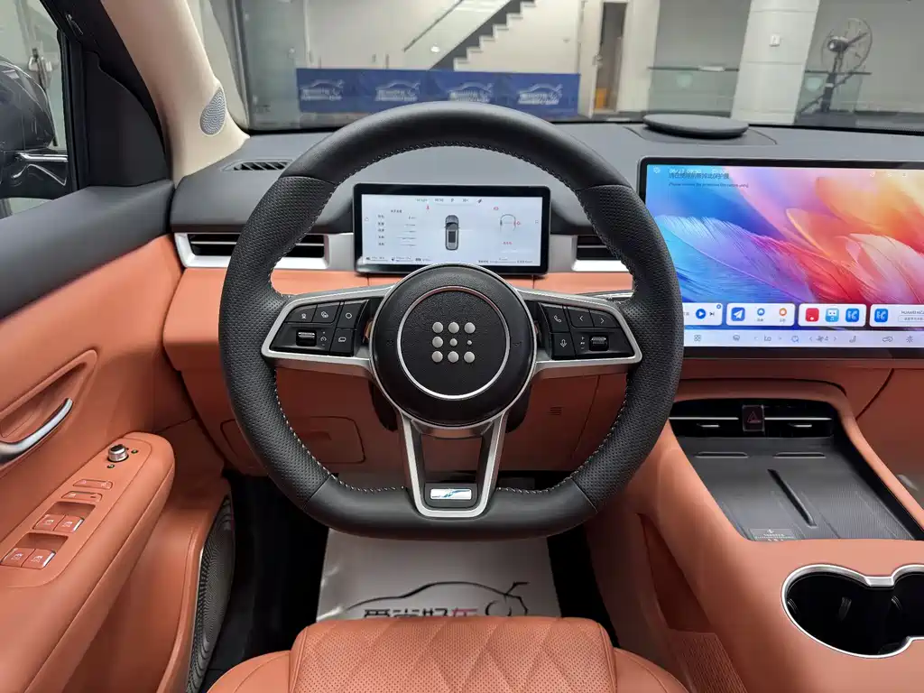 Landian E5 PLUS 2026 165km Ultra 7 мест