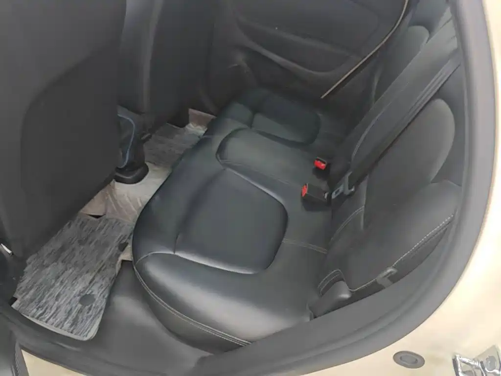 Renault Captur — миниатюра 17