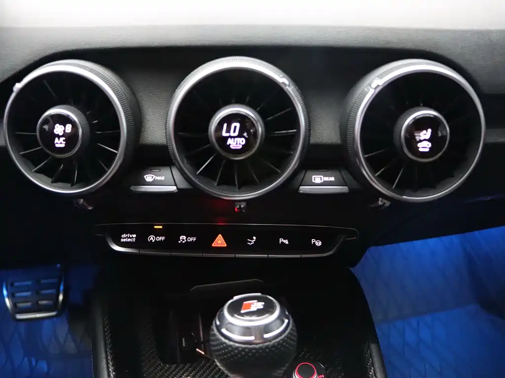 Audi TT — миниатюра 16