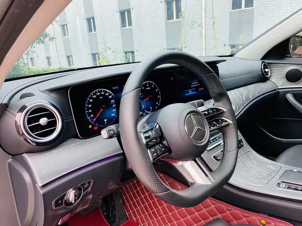 Mercedes-Benz E-Class E 2022 E 260 L Sport