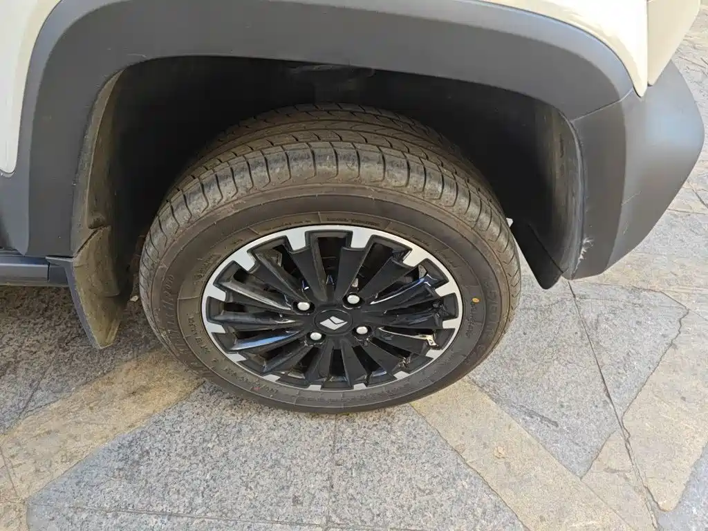 Baojun Yueye — миниатюра 25
