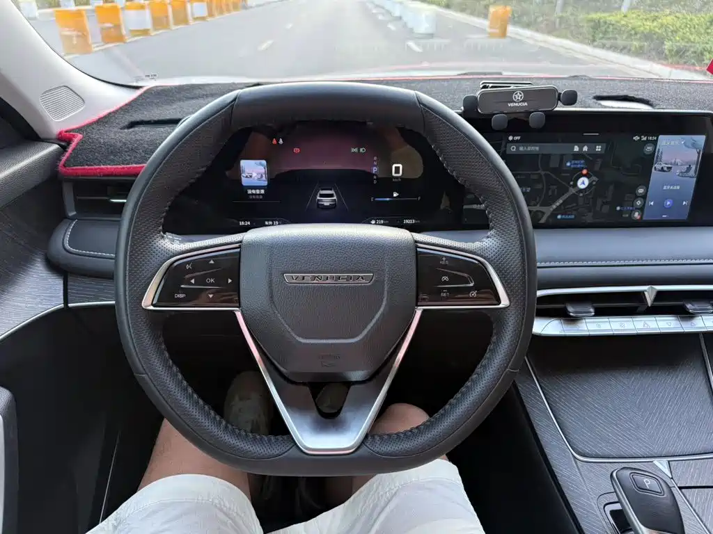 Venucia V — миниатюра 9