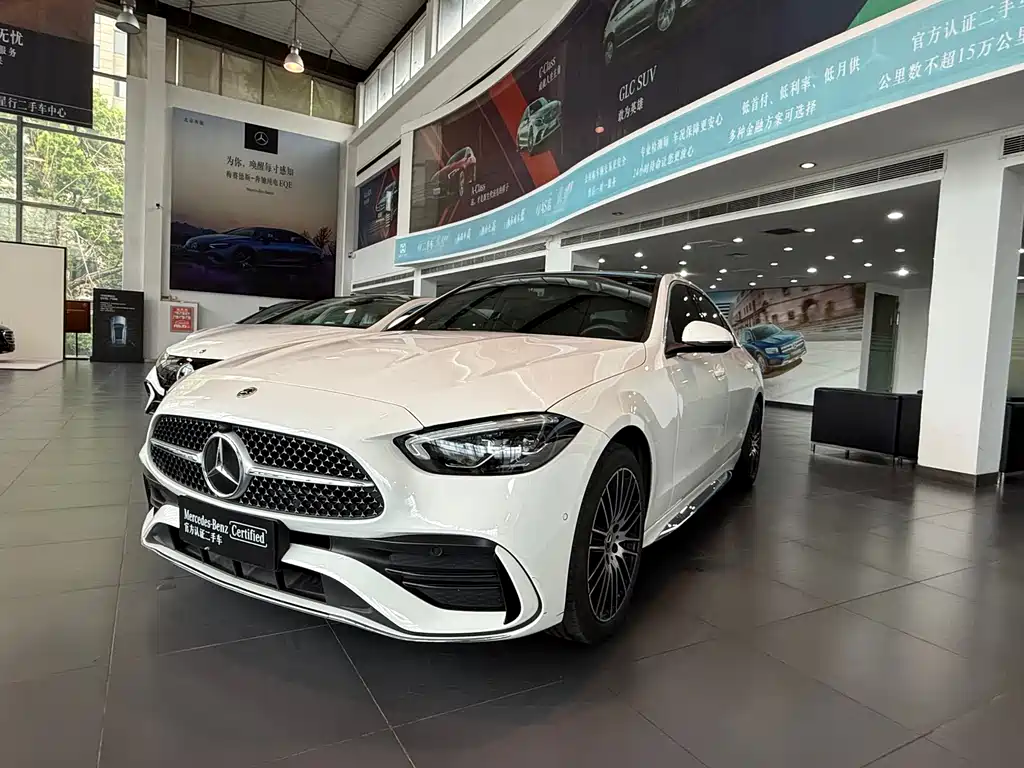 Mercedes-Benz C-Class 2024