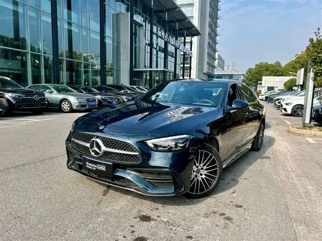 MERCEDES-BENZ C CLASS 2025