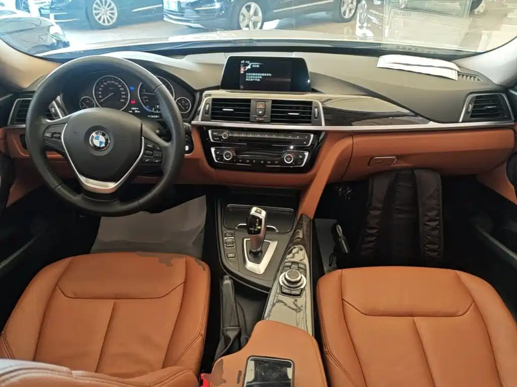 BMW 3 Series GT — миниатюра 10
