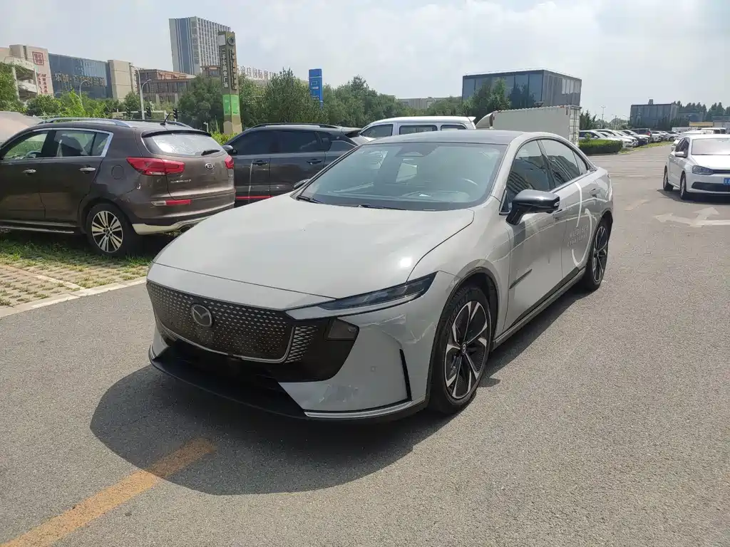 Mazda EZ-6