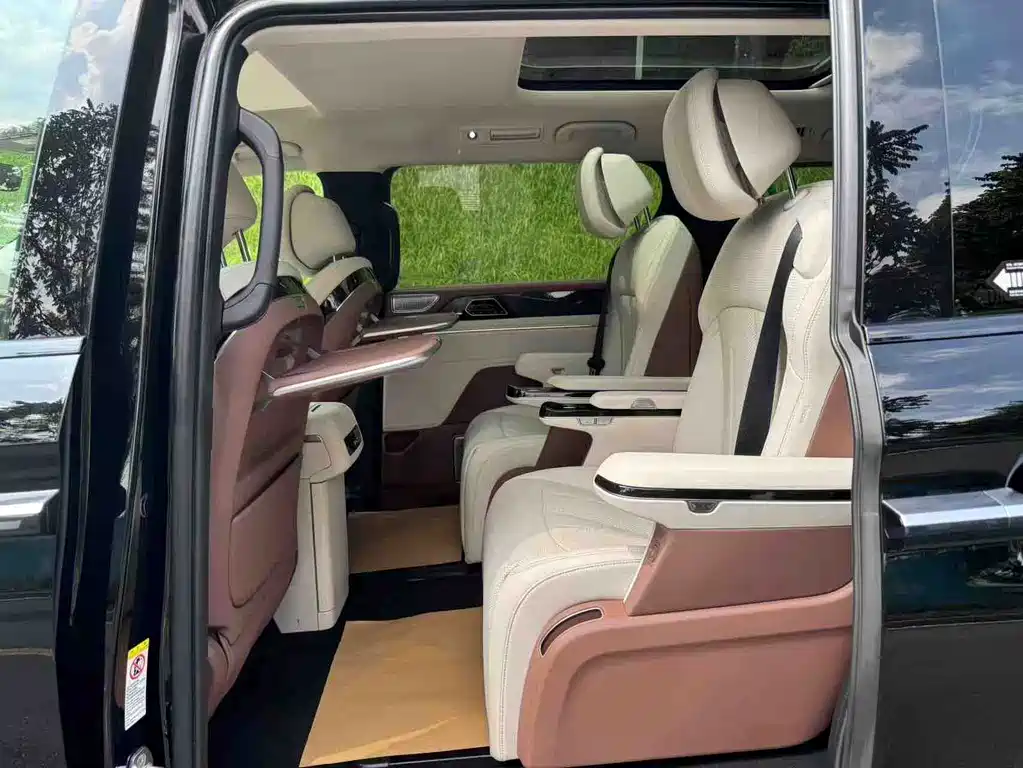 BYD Xia — миниатюра 8