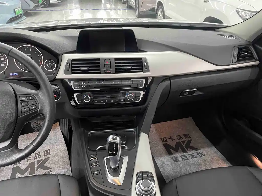 BMW 3 Series — миниатюра 8