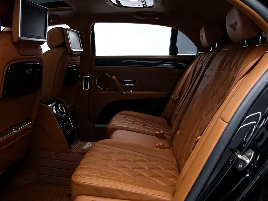 Bentley Flying Spur — миниатюра 14