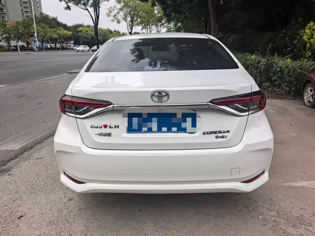 Toyota Corolla — миниатюра 7