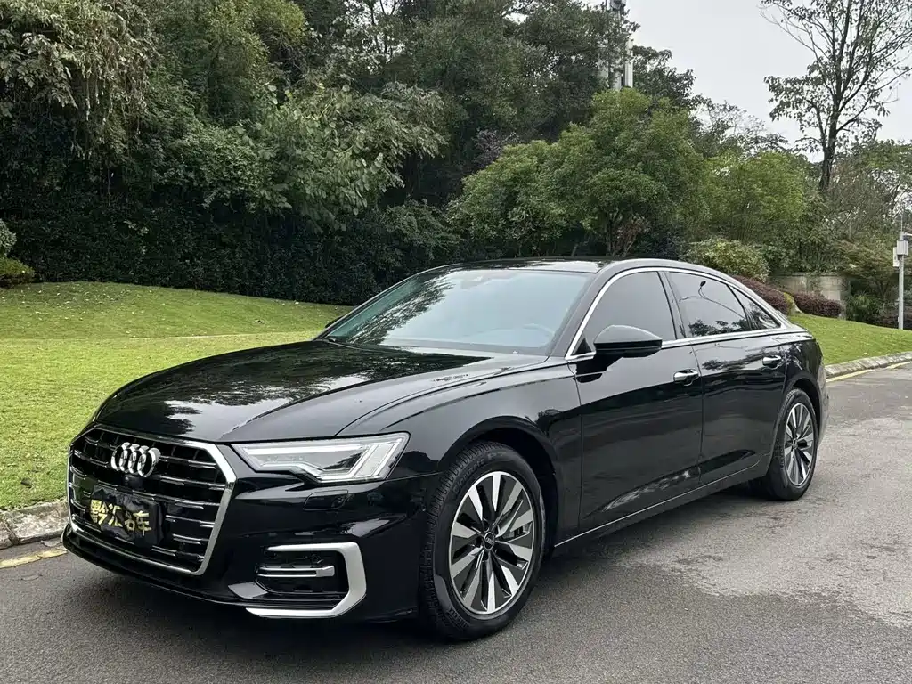 Audi A6L 2022