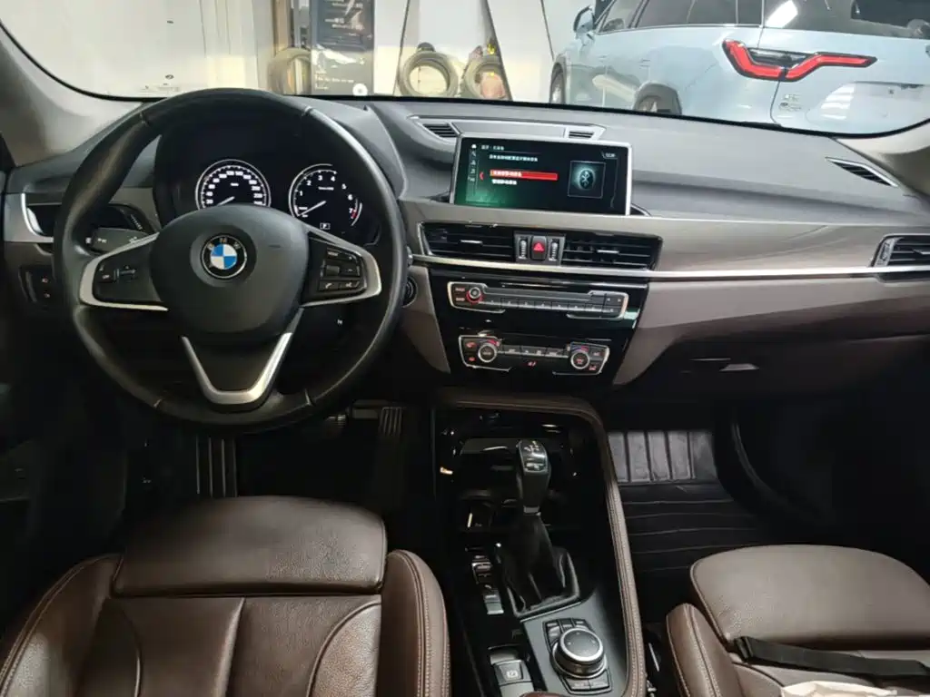 BMW X1 New Energy — миниатюра 10