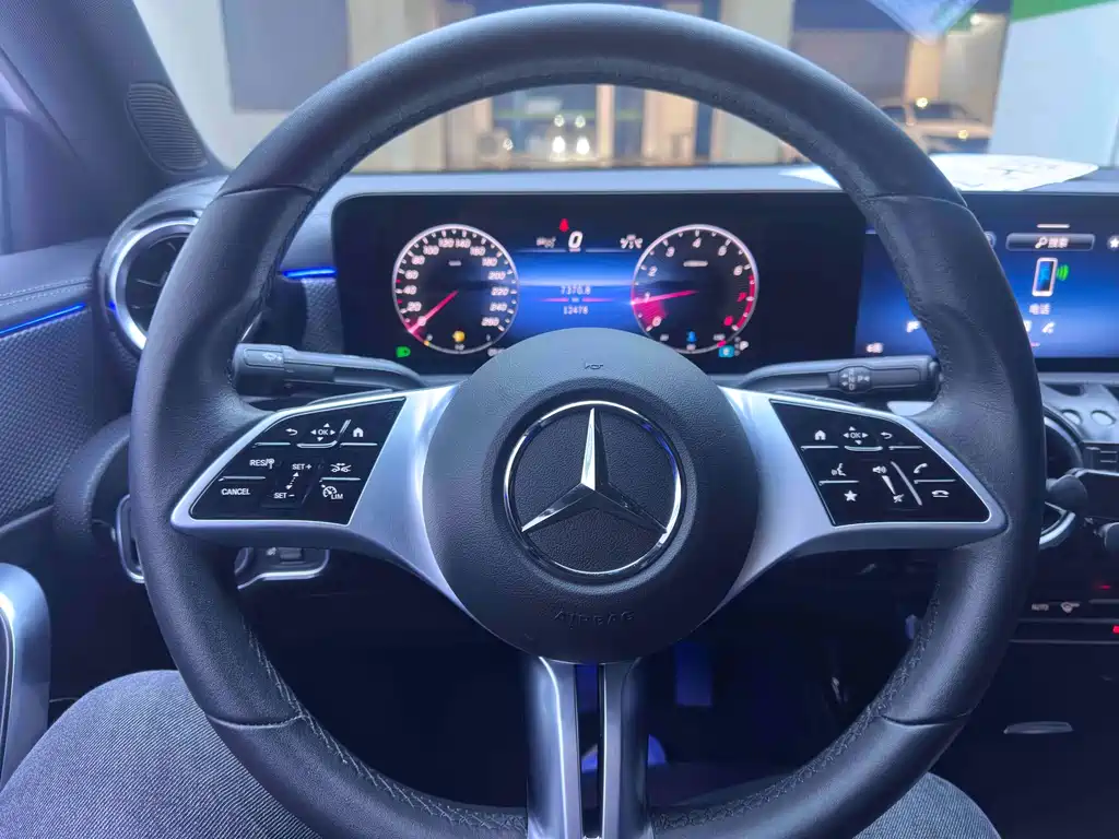 MERCEDES-BENZ A CLASS