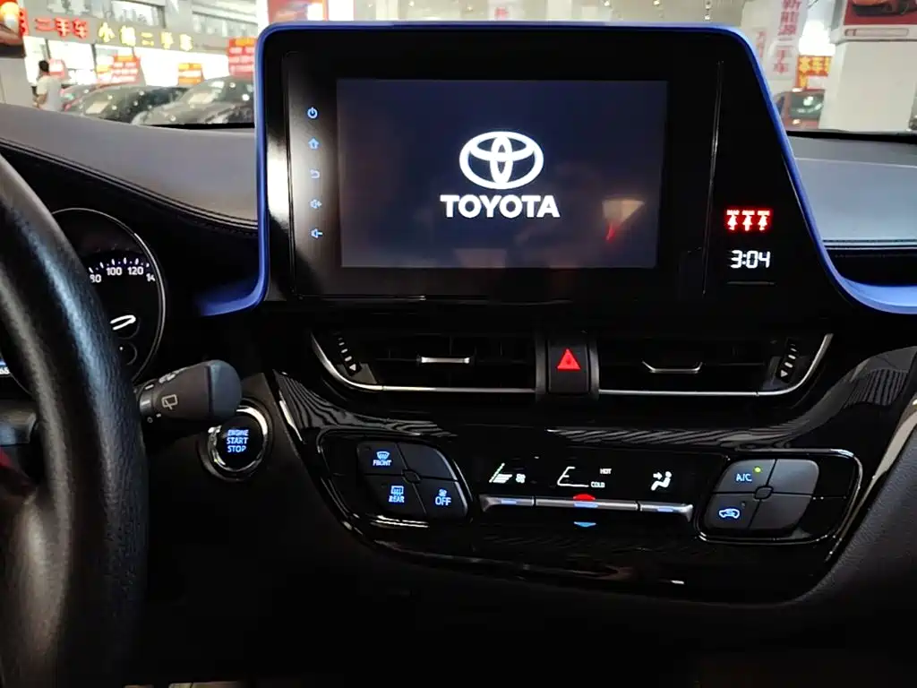 Toyota C-HR — миниатюра 13