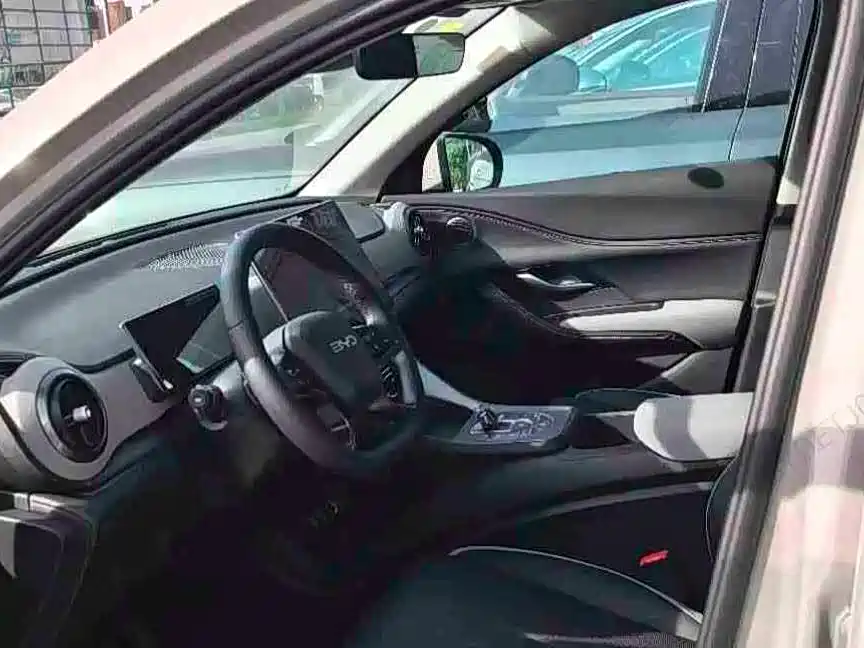 BYD SEA LION 05 DM I